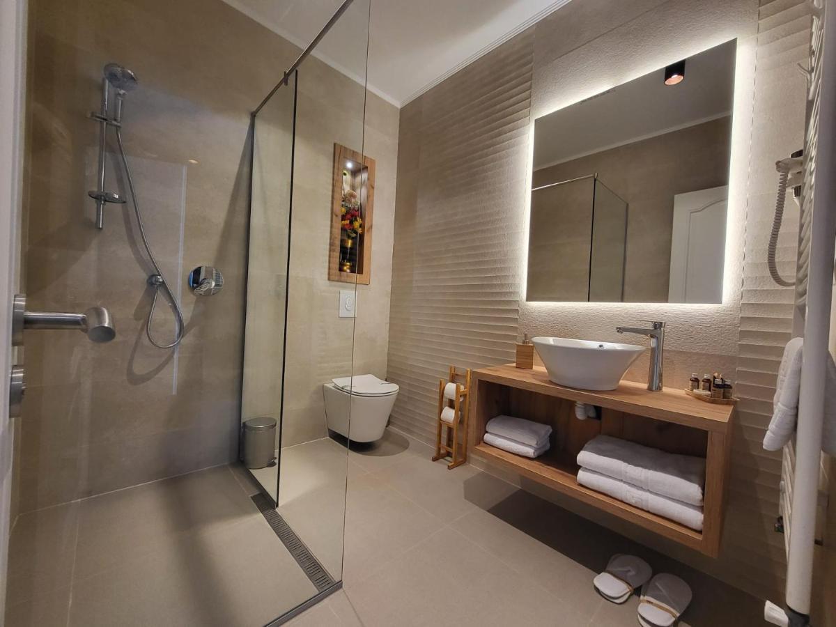 Hotel Excellence Bükreş Dış mekan fotoğraf