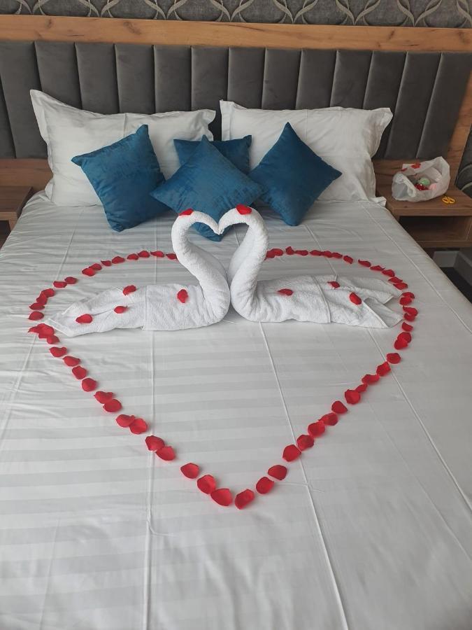 Hotel Excellence Bükreş Dış mekan fotoğraf